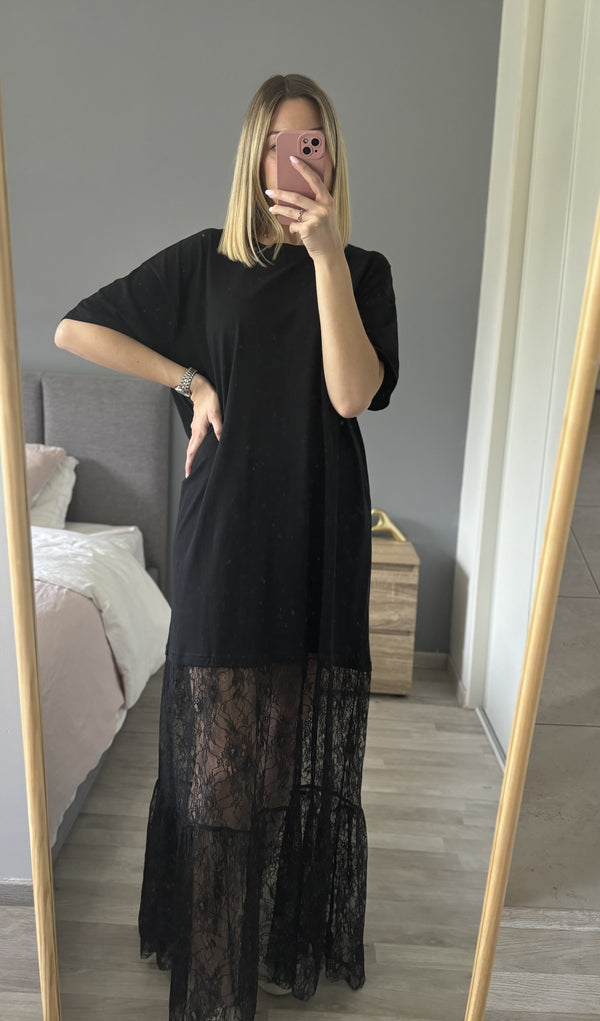 Robe longue élégante avec dentelle